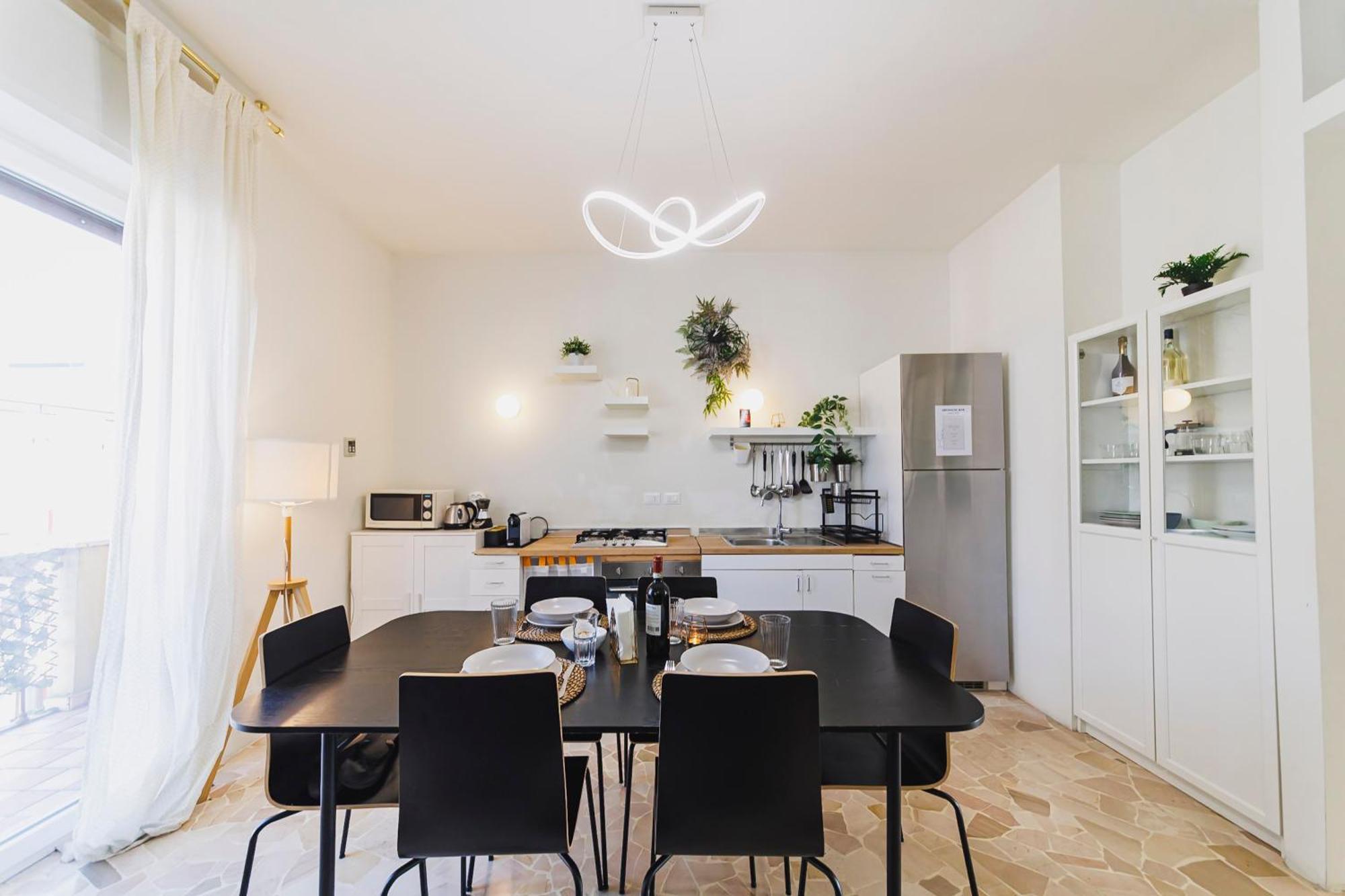 Luminoso Apt In Porta Venezia Милано Екстериор снимка